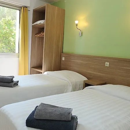 La Voile Hotel